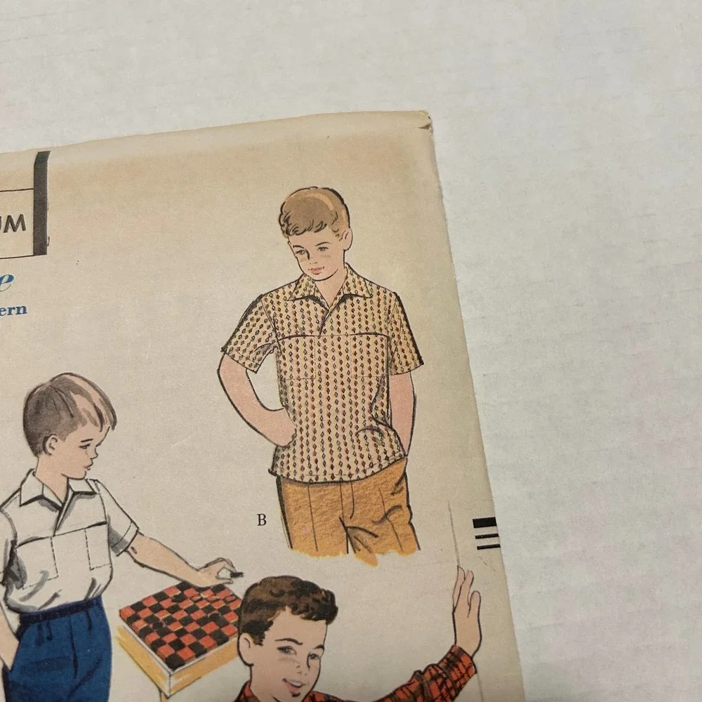 Vogue Vintage 1950's Pattern #2853 Boys‎ Sport Shirts Size Medium Neck 12.5-13